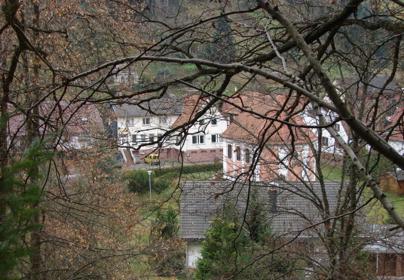 Blick auf die ev. Kirche 